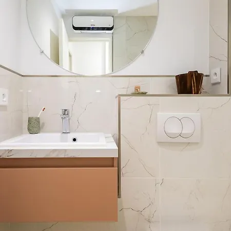 Apartament Lovely Terrace In Lgm